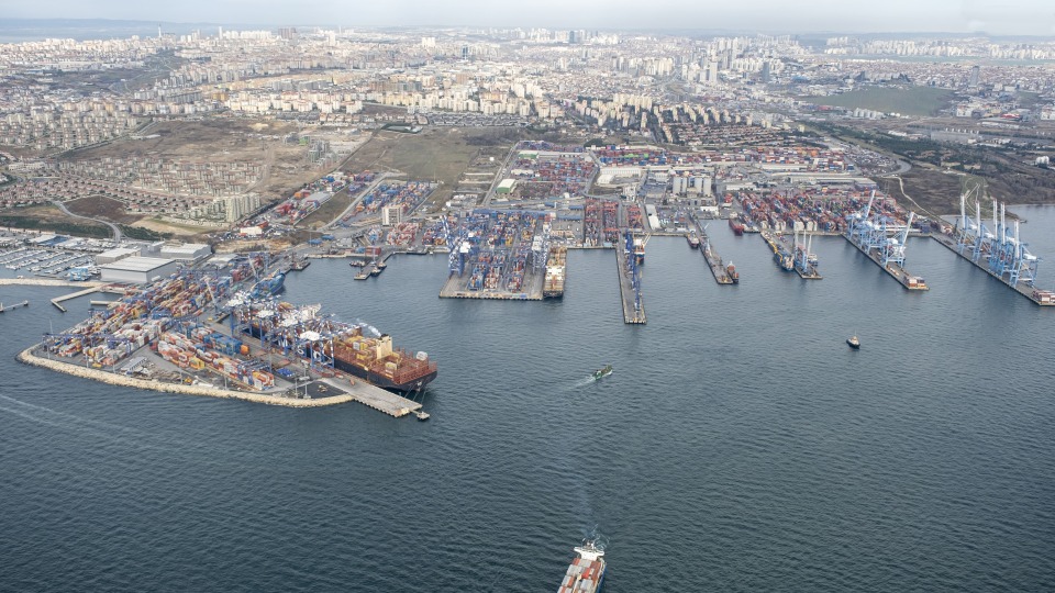 Türkiye limanları dünyada ilk 100 arasında 